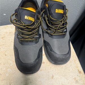 DeWalt Men's Black and Yellow Sneakers